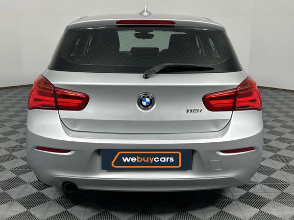 2016-BMW-1-Series-118i-5-dr-Auto image:18