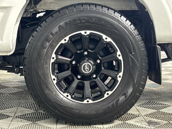 2025-Mahindra-Pik-Up-22-mHawk-S11-4x4-Auto-Double-Cab image:6