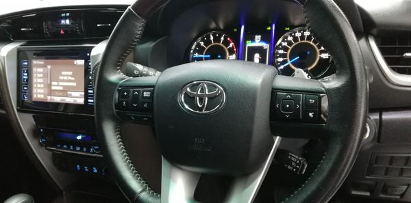 2017-Toyota-Fortuner-28-GD-6-4x4-Auto image:12