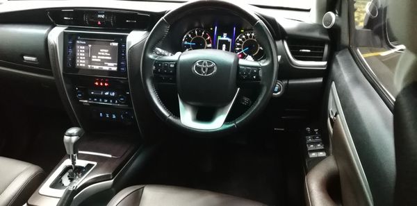 2017-Toyota-Fortuner-28-GD-6-4x4-Auto image:20