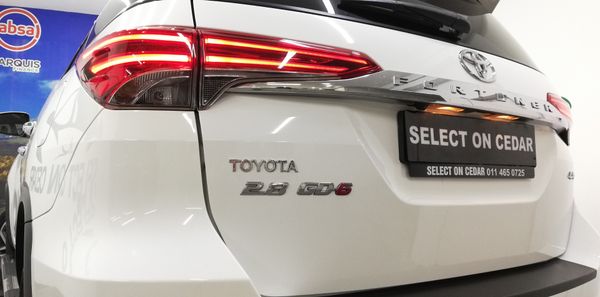 2017-Toyota-Fortuner-28-GD-6-4x4-Auto image:23