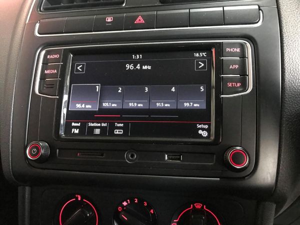 2024-Volkswagen-Polo-Vivo-14-Trendline-5-dr image:15