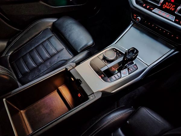 2020-BMW-3-Series-320i-M-Sport image:12