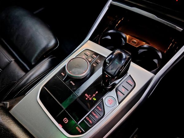 2020-BMW-3-Series-320i-M-Sport image:17