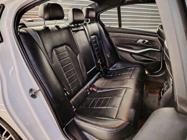 2020-BMW-3-Series-320i-M-Sport image:28