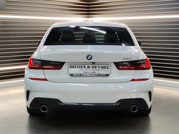 2020-BMW-3-Series-320i-M-Sport image:3