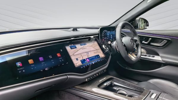 2025-Mercedes-AMG-E-Class-AMG-E53-4MHybrid image:13