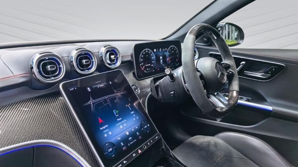2025-Mercedes-AMG-C-Class-C43-AMG-4Matic image:14
