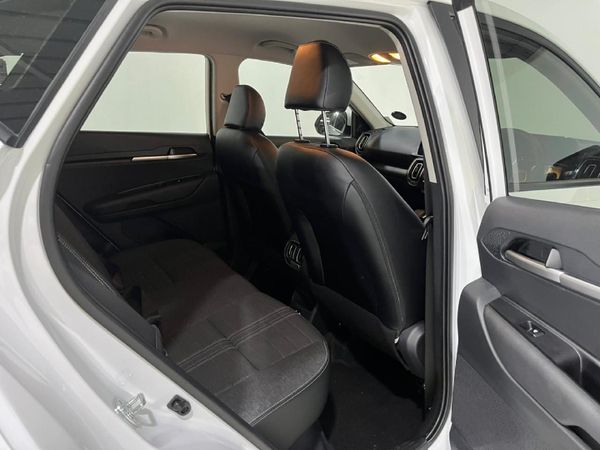 2024-Kia-Sonet-15-LX image:15