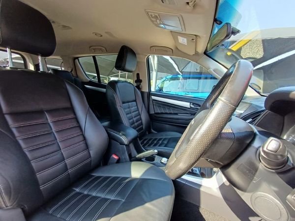 2018-Isuzu-Mu-x-30D-4x4-Auto image:13