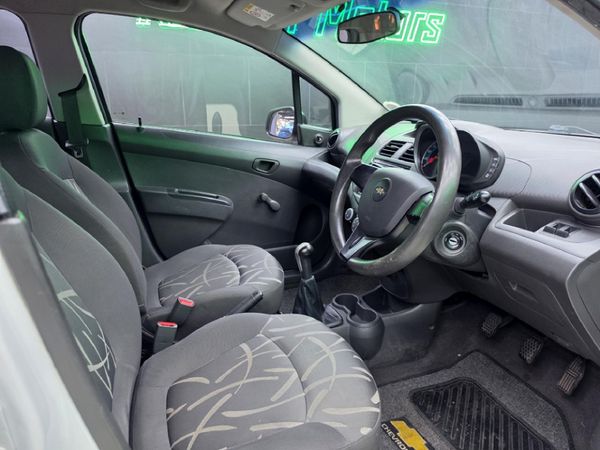 2014-Chevrolet-Spark-12-Campus image:10