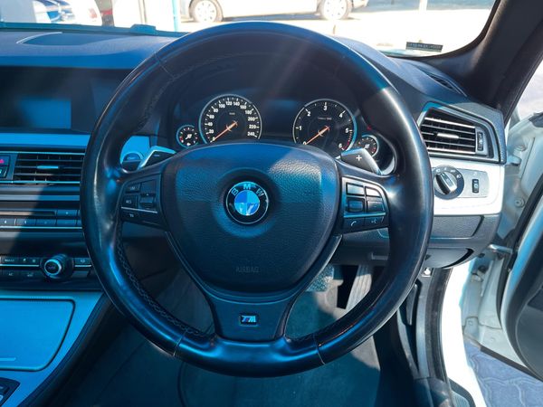 2013-BMW-5-Series-520d-M-Sport-Auto image:5