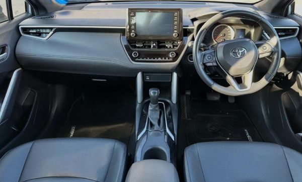 2024-Toyota-Corolla-Cross-18-XS image:6