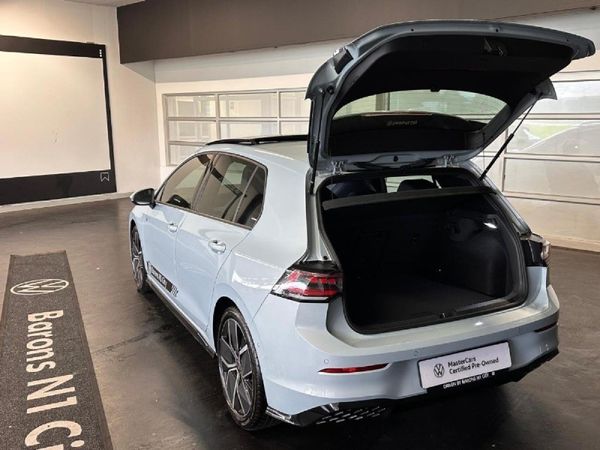 2026-Volkswagen-Golf-14-TSI-R-Line-Auto-110kw image:6