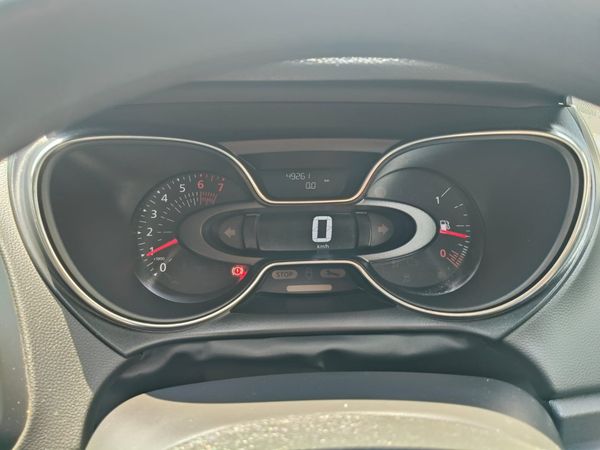 2020-Renault-Captur-900T-Blaze-66kW image:8