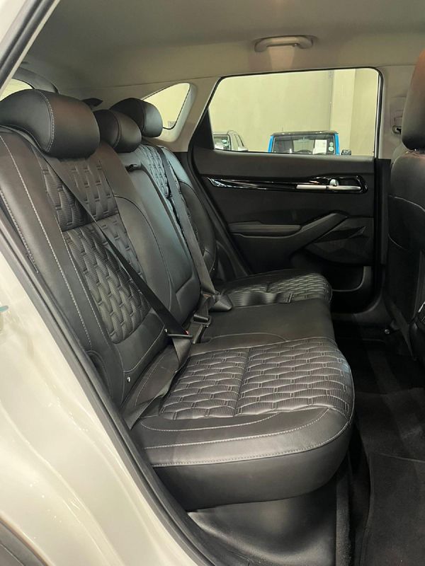 2021-Kia-Seltos-15D-EX-Auto image:11