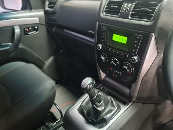 2021-Mahindra-Pik-Up-22-mHawk-S6-Karoo-Double-Cab image:14