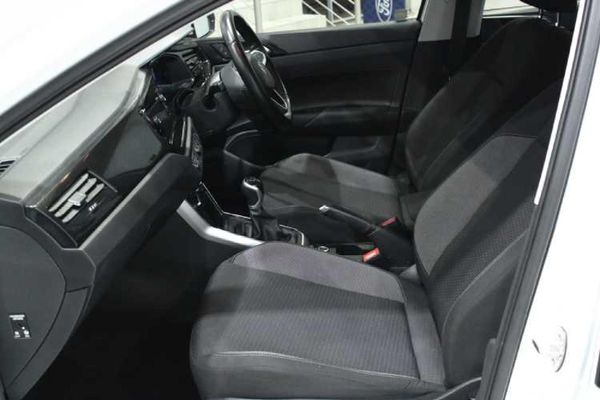 2024-Volkswagen-Polo-10-TSI-Life image:11