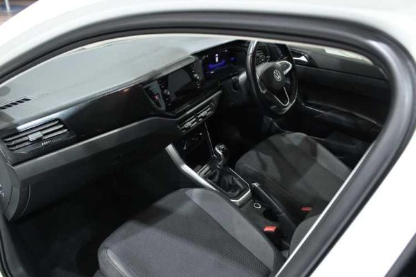 2024-Volkswagen-Polo-10-TSI-Life image:12