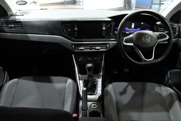 2024-Volkswagen-Polo-10-TSI-Life image:13