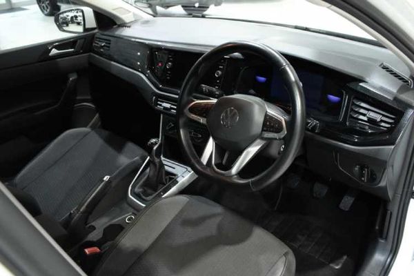 2024-Volkswagen-Polo-10-TSI-Life image:15