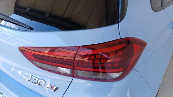 2022-Hyundai-i30-N-20-TGDi-DCT image:16