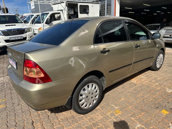 2004-Toyota-Corolla-160i-GLE-Auto image:5