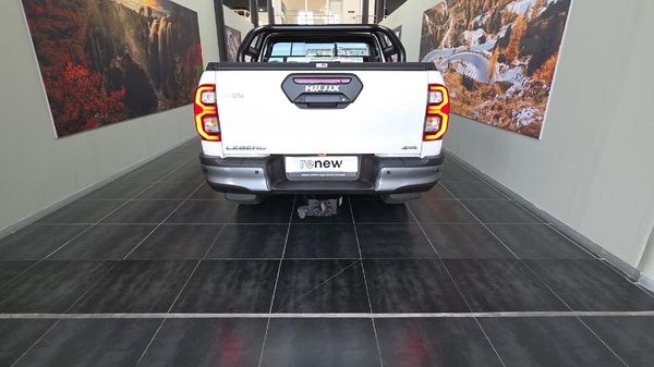 2024-Toyota-Hilux-28-GD-6-RB-Legend-4x4-Double-Cab-Auto-mHev image:4