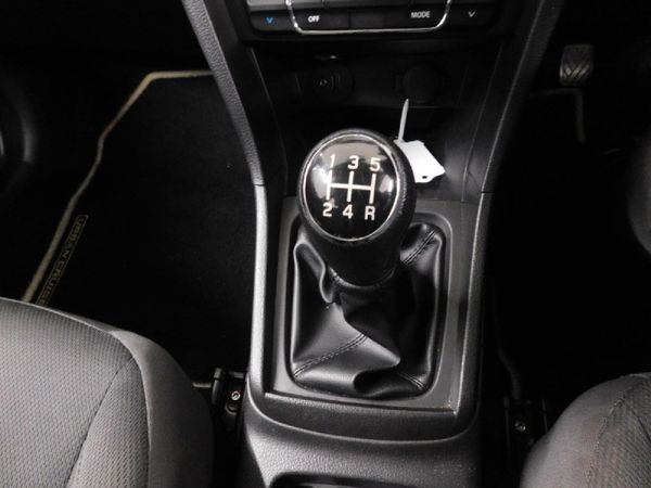 2023-Toyota-Urban-Cruiser-15-Xs image:9