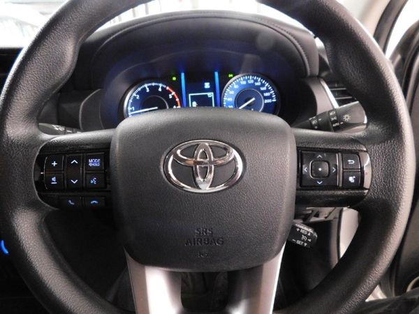 2023-Toyota-Fortuner-24-GD-6-Raised-Body-Auto image:9