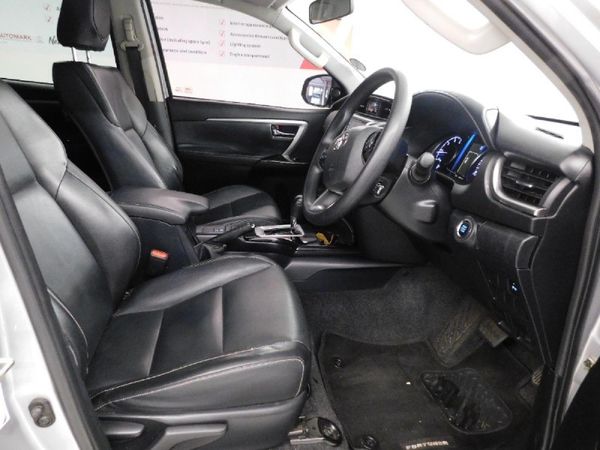 2023-Toyota-Fortuner-24-GD-6-Raised-Body-Auto image:10