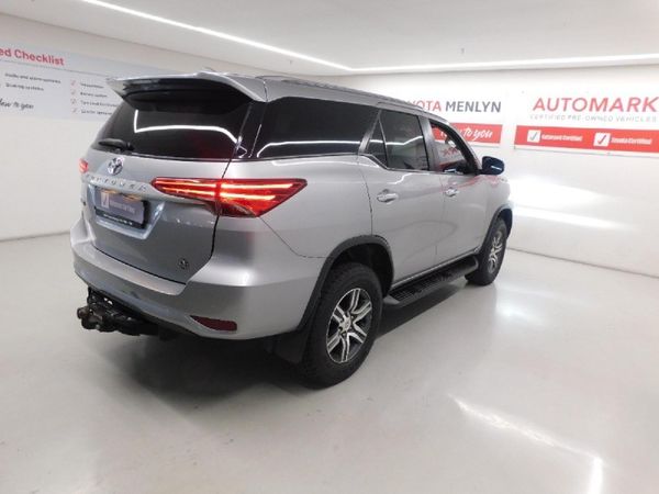 2023-Toyota-Fortuner-24-GD-6-Raised-Body-Auto image:1