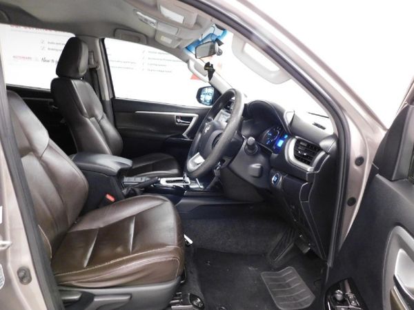 2018-Toyota-Fortuner-24-GD-6-4x4-Auto image:9