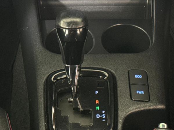 2023-Toyota-Hilux-28-GD-6-GR-S-4x4-Auto-Double-Cab image:9