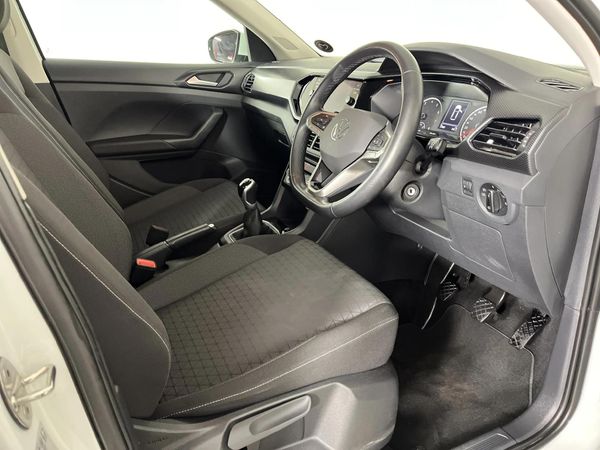 2024-Volkswagen-T-Cross-10-TSI-Comfortline image:9