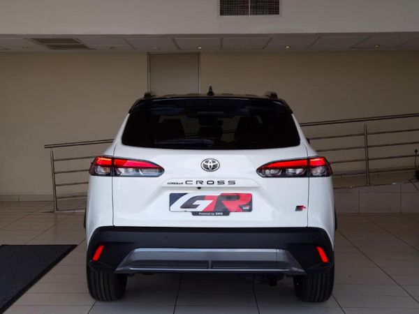 2026-Toyota-Corolla-Cross-18-GR-S-Hybrid image:9