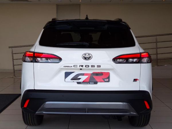 2026-Toyota-Corolla-Cross-18-GR-S-Hybrid image:11