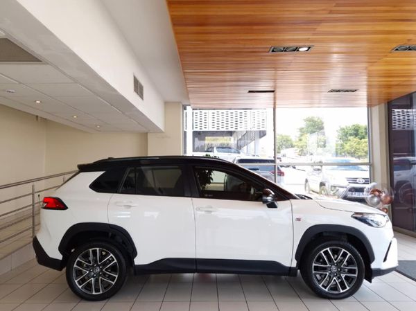 2026-Toyota-Corolla-Cross-18-GR-S-Hybrid image:5