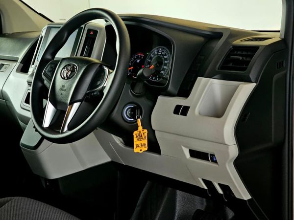 2026-Toyota-Quantum-28TD-LWB-Crewcab-Panel-Van-Auto image:16