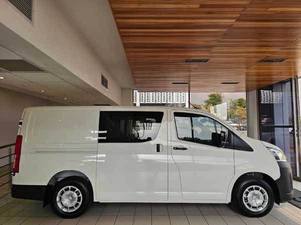 2026-Toyota-Quantum-28TD-LWB-Crewcab-Panel-Van-Auto image:4