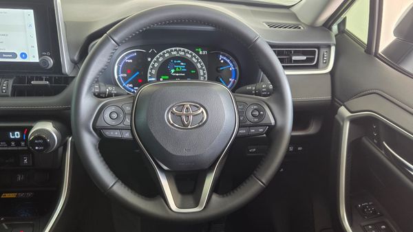2025-Toyota-RAV4-Toyota-RAV4-25-VX-HEV-E-FOUR image:17
