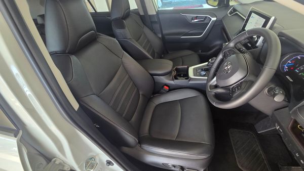 2025-Toyota-RAV4-Toyota-RAV4-25-VX-HEV-E-FOUR image:22