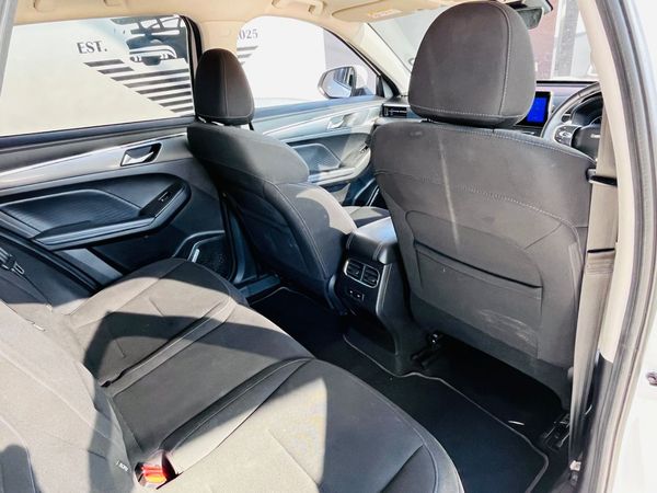 2022-Haval-Jolion-15T-Premium-Auto image:10