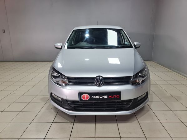 2021-Volkswagen-Polo-Vivo-14-Comfortline-5-dr image:3