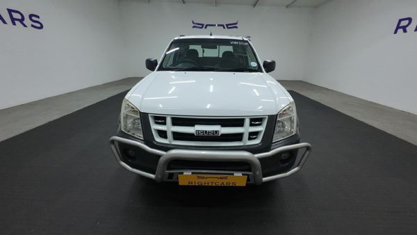 2010-Isuzu-KB-250D-Teq-Extended-cab-LE image:1