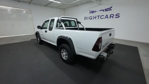 2010-Isuzu-KB-250D-Teq-Extended-cab-LE image:5