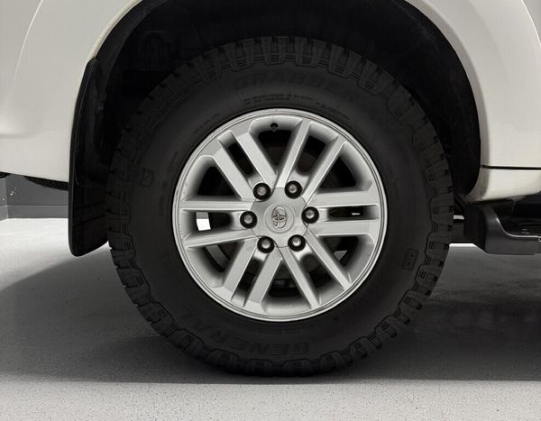 2015-Toyota-Fortuner-30-D-4D-4x4-Auto image:13