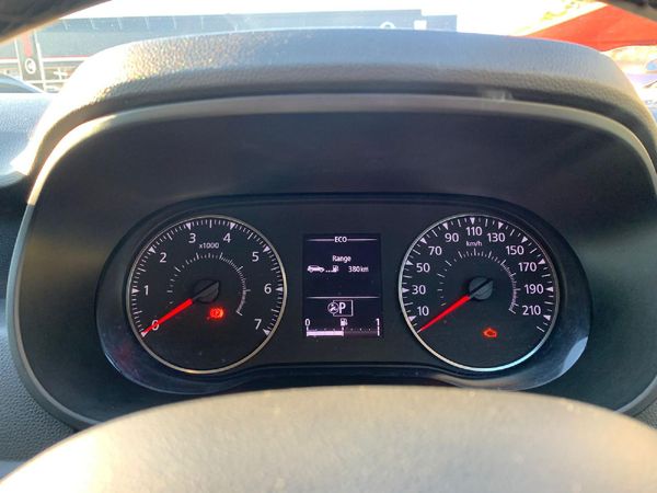 2019-Renault-Duster-15-dCi-Techroad-Auto image:18