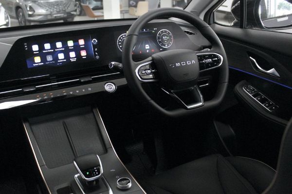 2026-Omoda-C5-15T-Luxury-X image:13