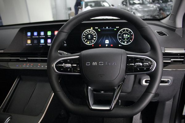 2026-Omoda-C5-15T-Luxury-X image:14